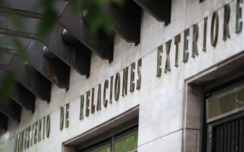 Gobierno anunció el cierre de la Embajada de Chile en Irán por "factores de seguridad"