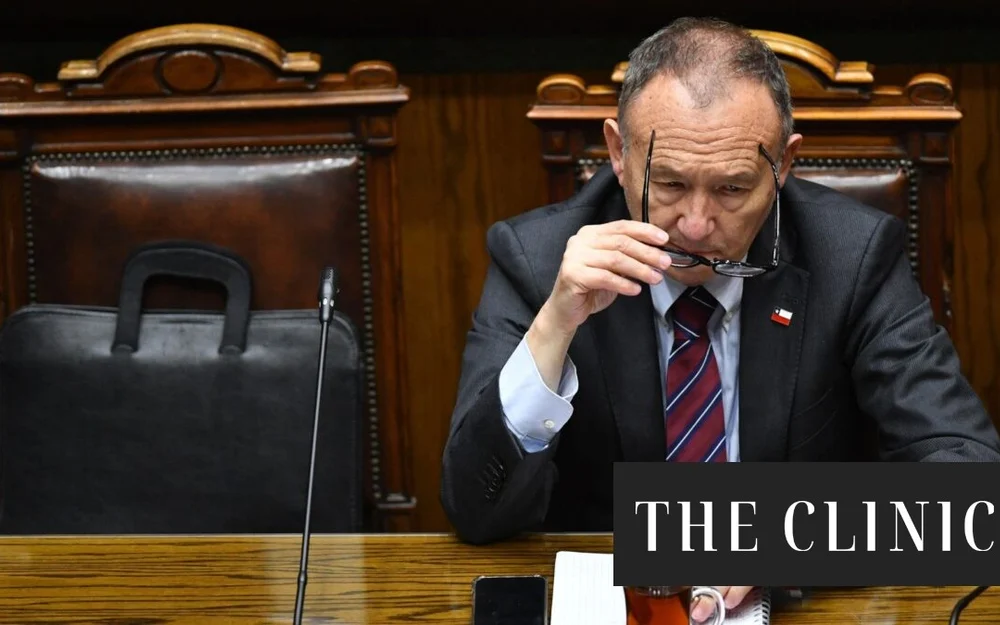 Resistencia a las reformas constitucionales de seguridad de La Moneda ponen bajo la lupa el rol del ministro Segpres, José García Ruminot